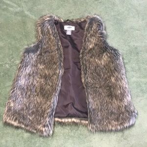 Old navy fur vest